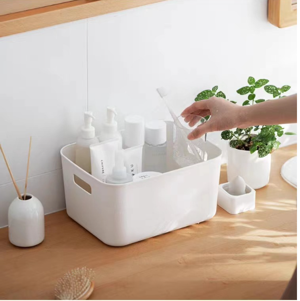 Modern Plastic Storage Basket – Multi-Purpose Organizer